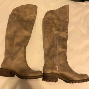 women’s boots 7.5